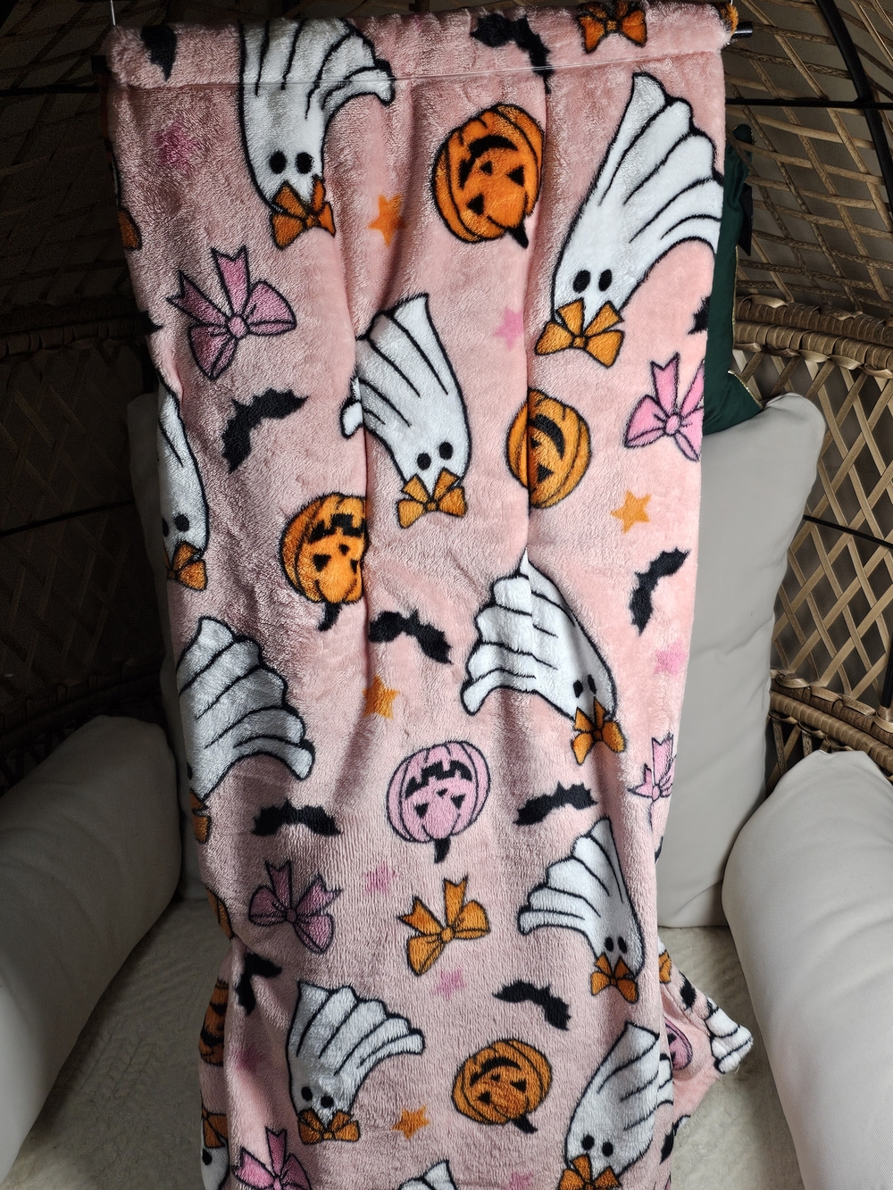 Pink Halloween Ghost & Pumpkin Plush Throw Blanket 60x70
